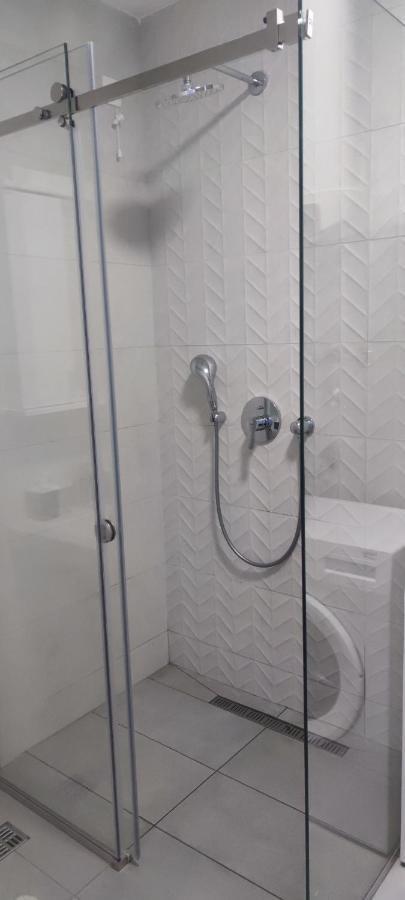 Apartman U Soho City بار المظهر الخارجي الصورة
