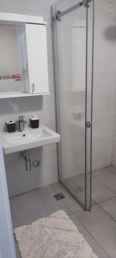 Apartman U Soho City بار المظهر الخارجي الصورة